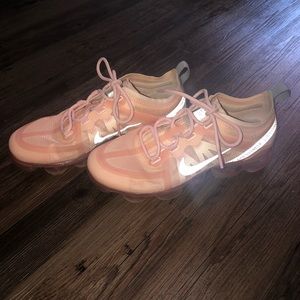 Nike Vapormax Echo Pink Silver